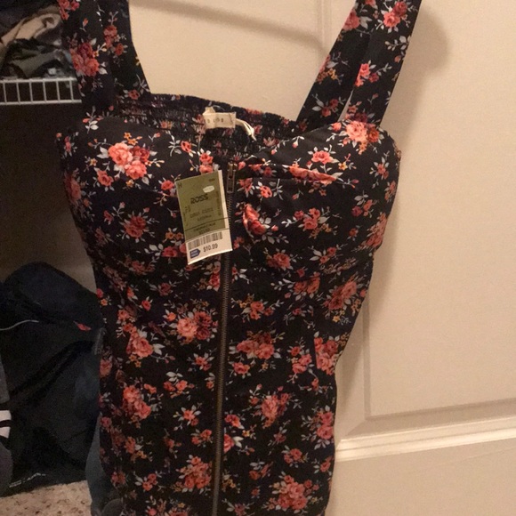 Floral top - Picture 3 of 3